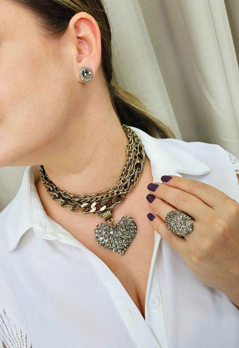 Maxi Colar Valentina ouro velho com pingente de coração black diamond