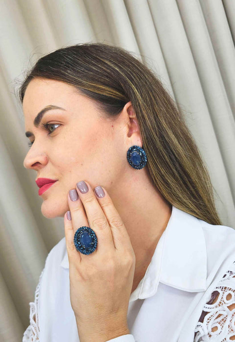 Brinco Carmine Glam oval de pedras azuis banhado no onix