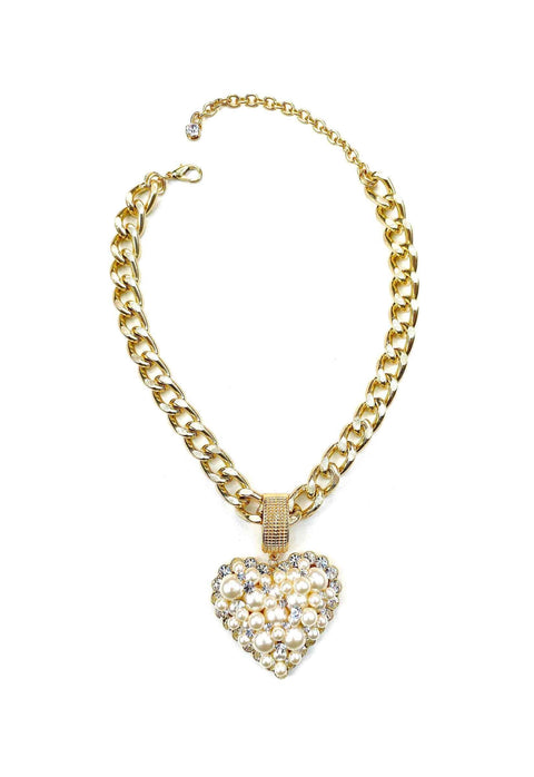 Colar Cleo Gold com pingente de coração de perolas e strass