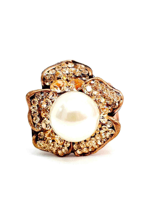 Anel Beteia de flor com perola e strass light peach