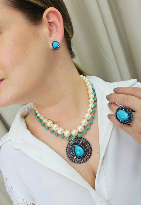 Colar Raya de perolas com pedras turquesa e mandala azul