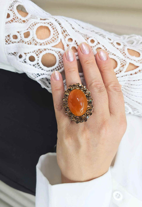 Anel Dolce Vita com pedras marrons banhado no vintage