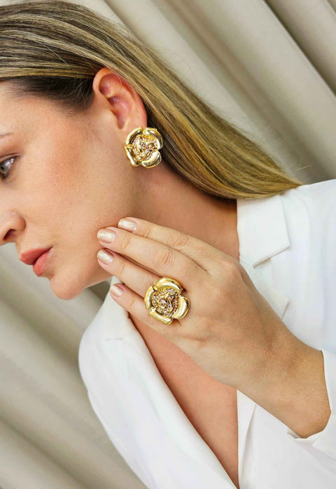 Brinco de flor Cecília banhado no dourado