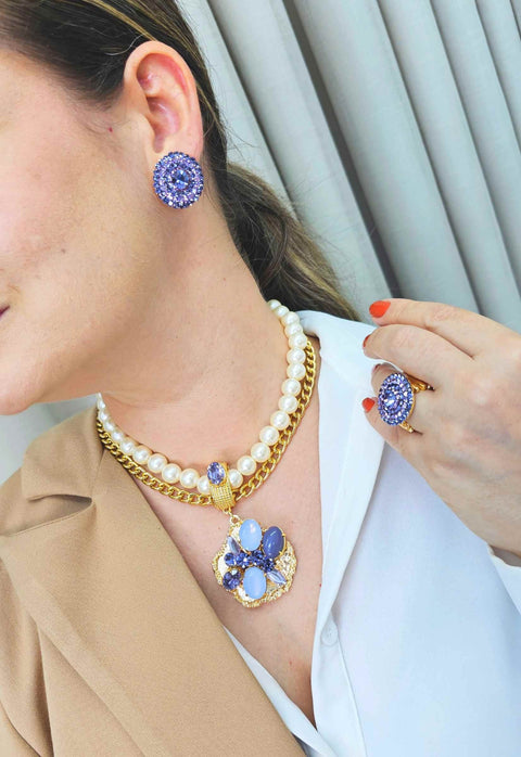 Colar Clarisse de perolas e pedras lavanda com corrente dourada