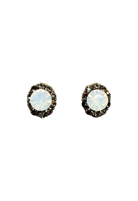 Brinco Celestina oval com pedras black diamond e opal banhado no ouro velho