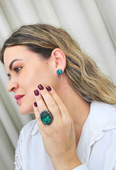 Brinco Vick Heloara onix com pedras blue zircon e hematite
