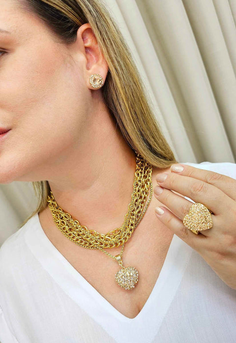 Colar Dafne Gold com pingente de coração e mix de correntes douradas
