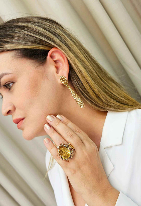 Brinco Elegance de gota com strass light colorado topaz banhado no dourado