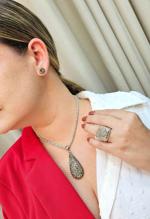 Colar Alure de gota black diamond banhado no prata