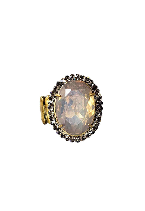 Anel Garbo ouro velho com pedras black diamond