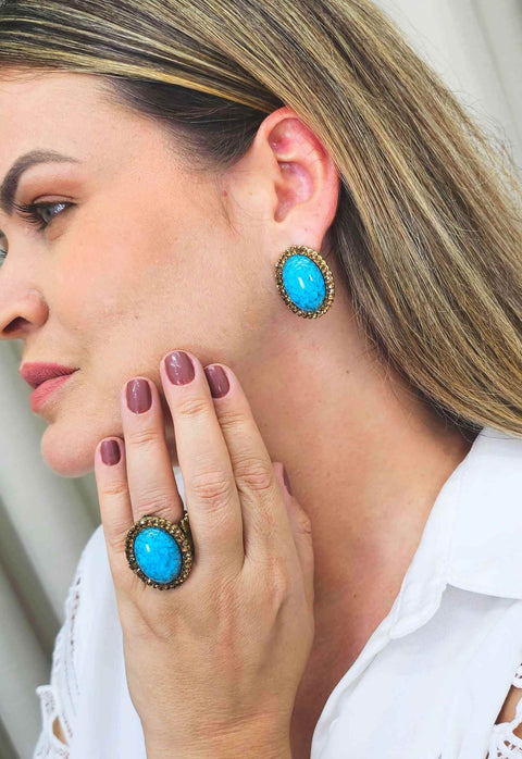 Brinco Oceana Luz oval com pedra azul strass Smoked banhdo no ouro velho