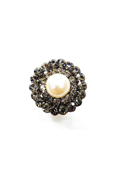 Anel Alegrar redondo com pedras black diamond e perola banhado no vintage