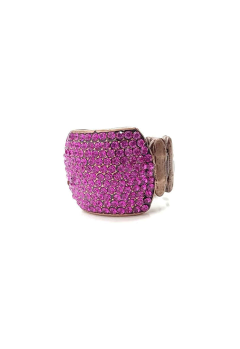 Anel Audrey com pedras fucsia banhado no vintage