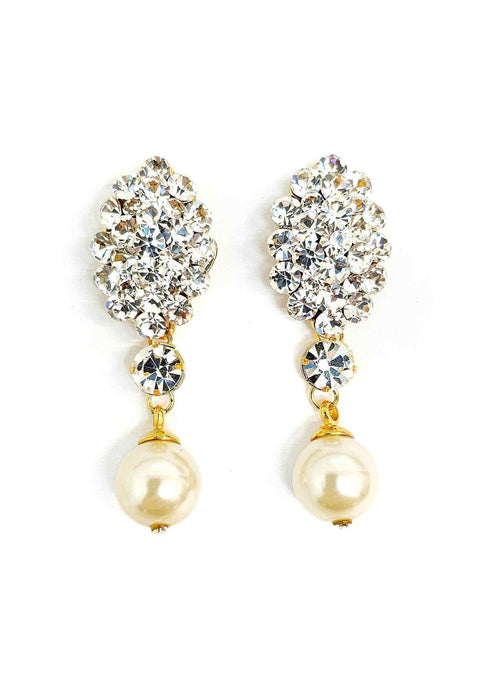 Brinco Astrid glam de perolas e cristal banhado no dourado
