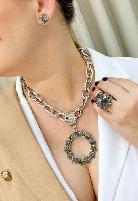 Colar Raika silver com pingente de pedras black diamond