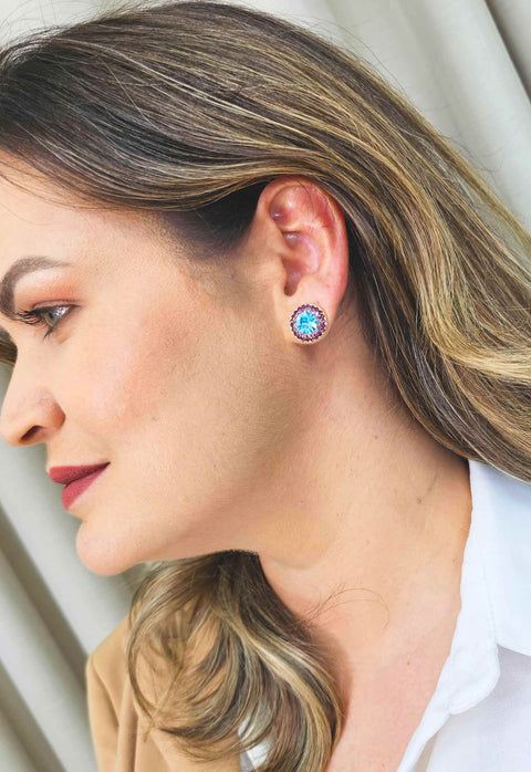 Brinco Vick Bela redondo colorido banhado no dourado
