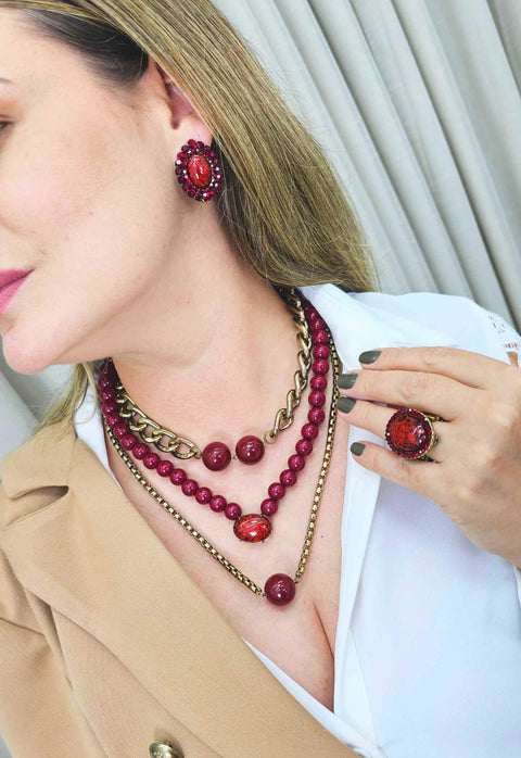 Colar Doha Red de bolas vermelhas e correntes ouro velho
