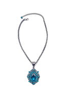 Colar Raridade com pingente de strass blue zircon e veneziana onix