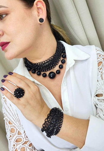 Pulseira Constantine preta com mix de correntes pretas