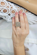 Anel Leandra quadrado com pedras light peach