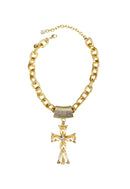 Colar Ester Gold com crucifixo de perolas e elos dourados
