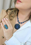 Colar Intenso blue ouro velho com pignente de pedras azuis