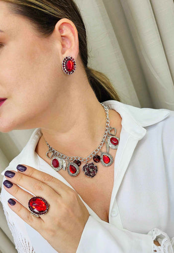 Brinco Serena prata com pedras vermelhas