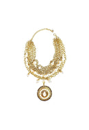 Colar Momentos Gold com perolas e pingente dourado