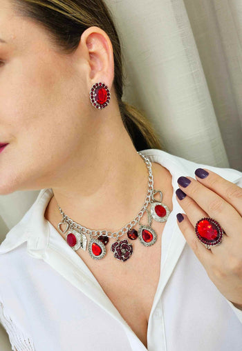 Anel Serena prata com pedras vermelhas