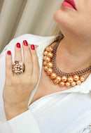 Maxi colar espetáculo Glam vintage com perolas