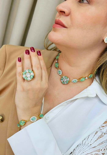 Pulseira Euforia dourada com pedras menta