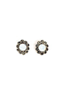 Brinco delicado Urias classic dourado com pedras opal