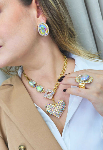 Brinco Festejar oval com pedras boreal banhado no dourado