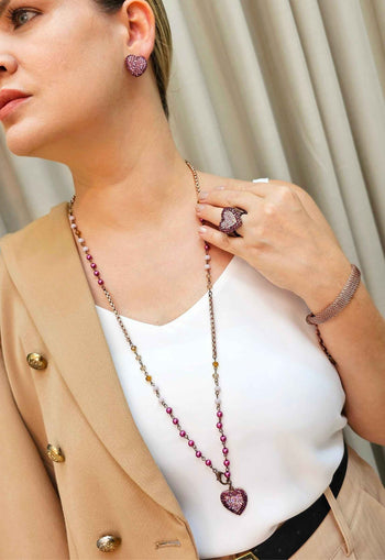 Brinco Melissa classic em formato de coração ametista