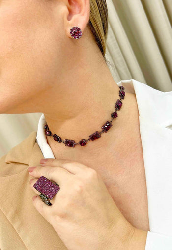 Brinco Marília com strass ametista banhado no grafite