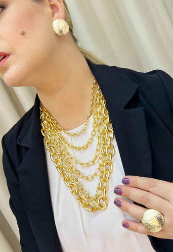 Colar Ebano gold de correntarias banhadas no dourado