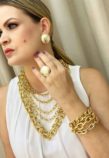 Colar Ebano gold de correntarias banhadas no dourado