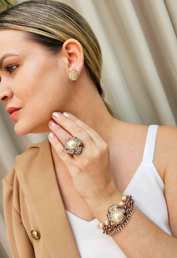 Pulseira Beteia de flor com perola e strass light peach