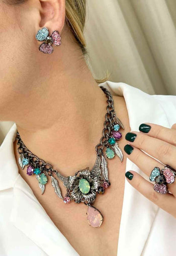 Brinco Safire de flor com strass colorido banhado no onix