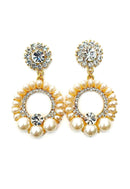 Brinco Kaila Glam com pérolas e strass cristal banhado no dourado