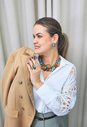 Colar Mocha musse com pedras marrons laranjas e azuis