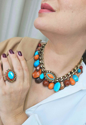 Colar Mocha musse com pedras marrons laranjas e azuis