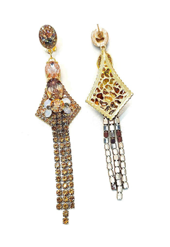 Brinco Esperanza Glam com franjas e pedras peach e black diamond