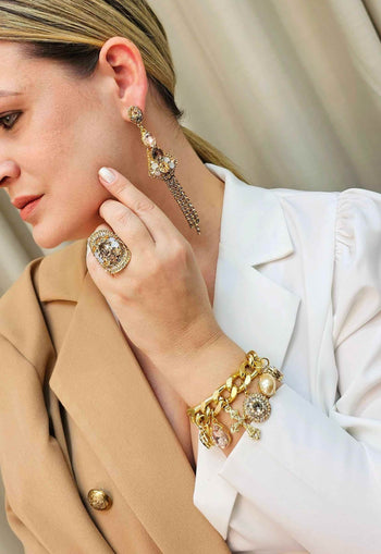 Brinco Esperanza Glam com franjas e pedras peach e black diamond