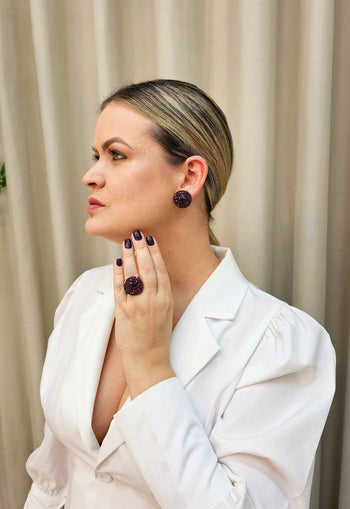 Anel Divina vintage redondo com pedras ametista