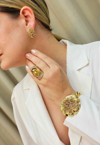 Brinco Supreme gold com strass light colorado topaz