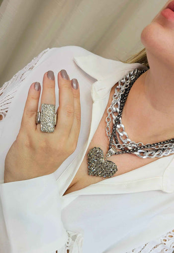 Maxi Colar Valentina silver e onix com com pingente de coração black diamond