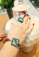 Anel Maitê vintage com strass azul montana