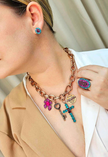 Brinco Marília Doralice pequeno com pedras coloridas