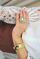 Anel Ornela boreal com pedras furta cor banhado no dourado